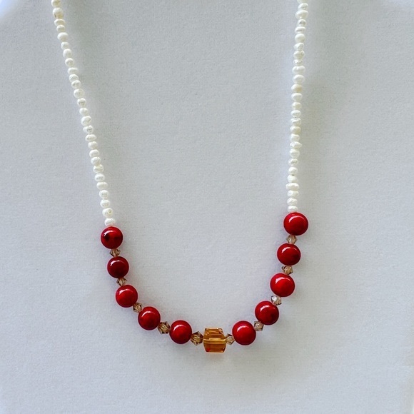 Red Jasper, Amber & Fresh Water Pearl Necklace - Picture 4 of 8